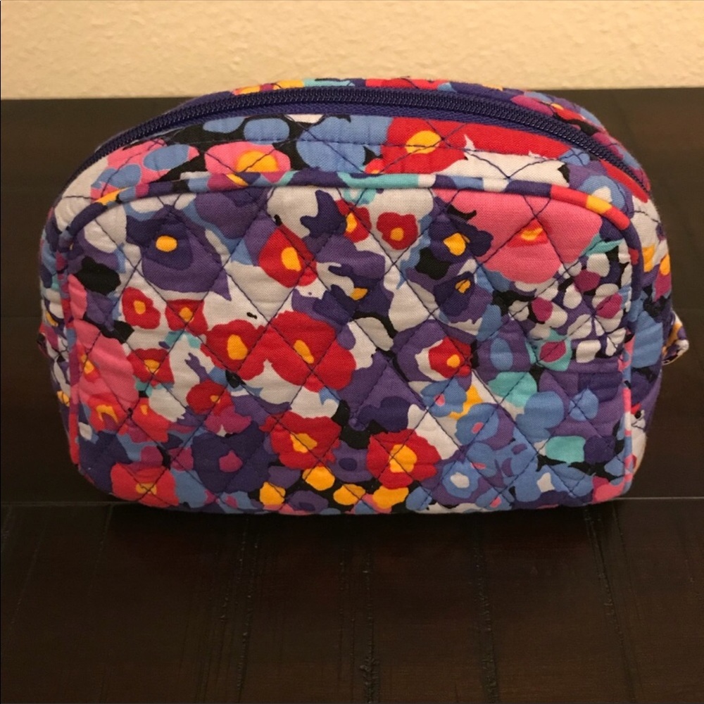 Vera Bradley medium cosmetic bag